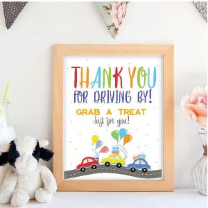Printable Drive By Birthday Parade Favors Sign | PK33 | E352