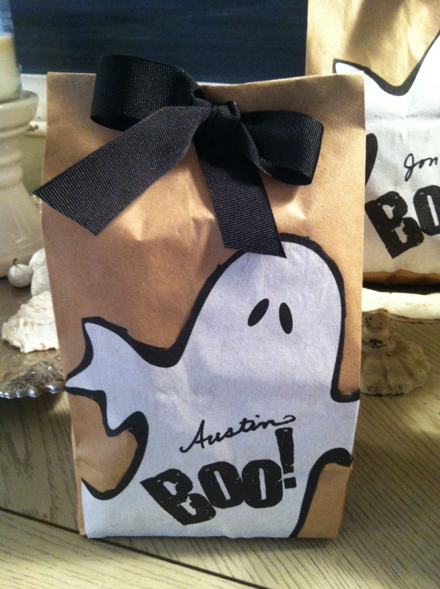 8 Cute and Easy Halloween Treat Bags Ideas Partymazing