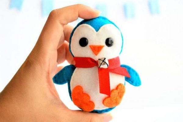 Baby Penguin Sewing Pattern Ornament / Easy Winter Baby Shower, baby mobile or Christmas Ornament, Pdf Sewing Pattern, | PK17 | E162
